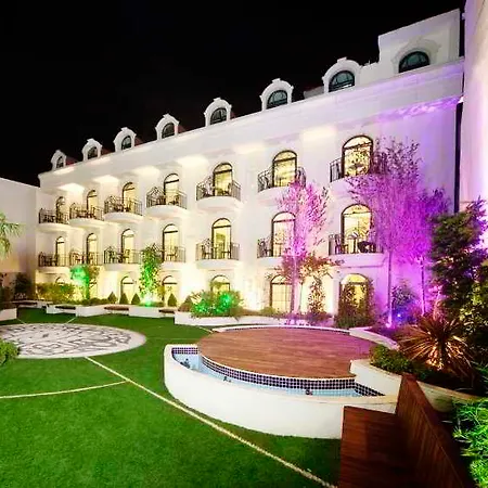 Sura Design & Hotel 4*