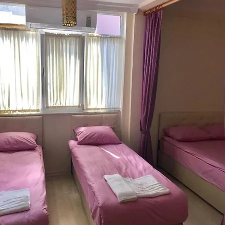 Marbella Bed & Breakfast 2*