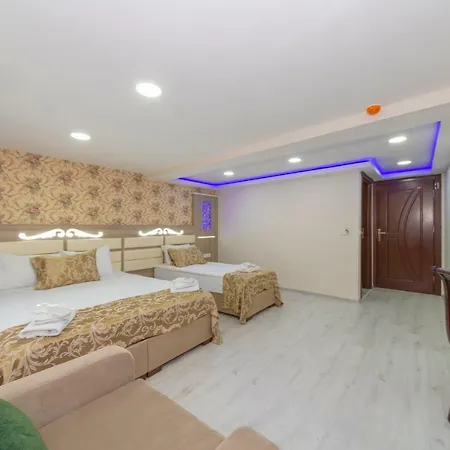 Raimond Hotel