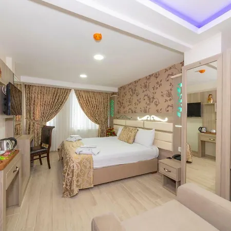 Raimond Istanbul