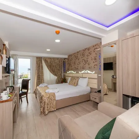 Raimond Hotel