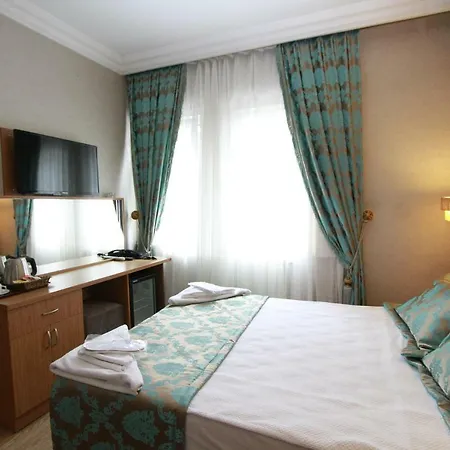 Hotel Agora Boutique & Bistro 3*