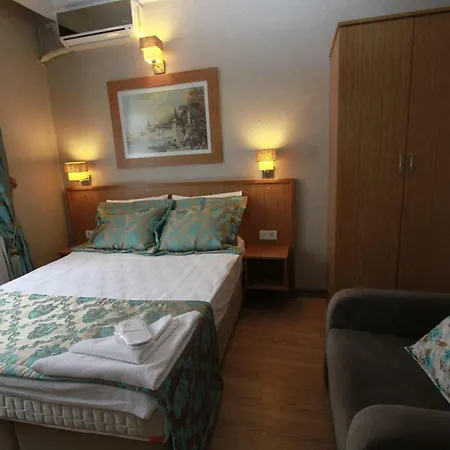 Hotel Agora Boutique & Bistro