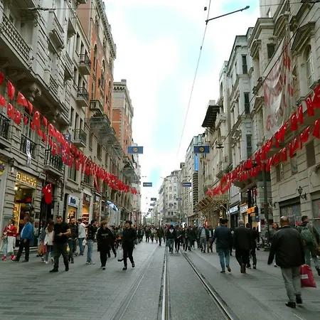 Taksim Yazici Aparthotel 2*