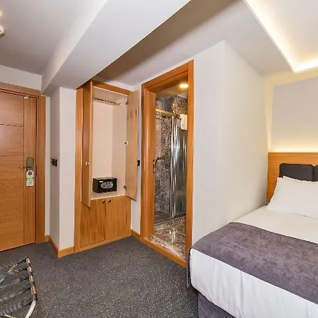 Bergama Old Отель 3*