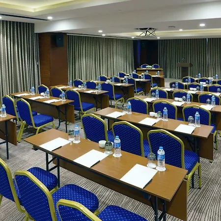 Hotel Grand Harilton