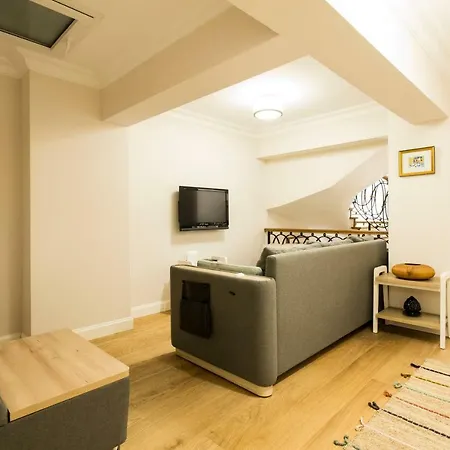 Amazing Triplex By Deniz Suites *
