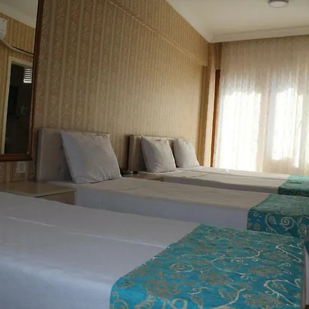 Hotel Omega