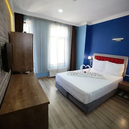 Taksim Park Hotel 2*
