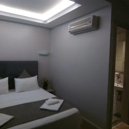 Bella 3 Hotell *