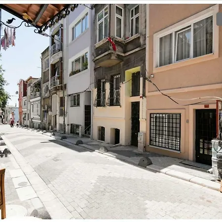 Apart Otel 57 Taksim Harbiye 3*