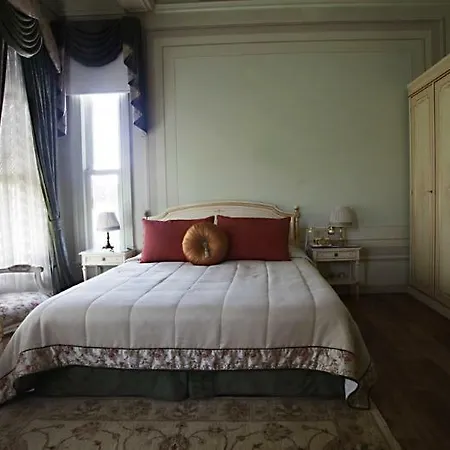 Bosphorus Palace Hotel