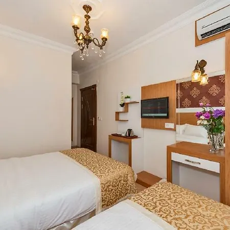 Raimond Hotel