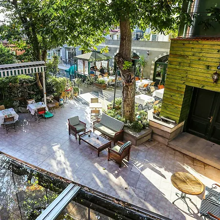 Garden House Hotel 4*