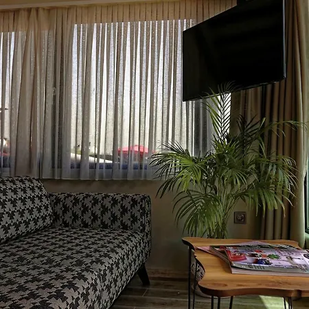 Romantic Hotel