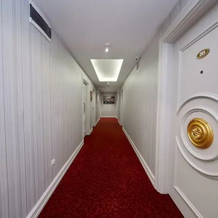 Albinas Old Hotel