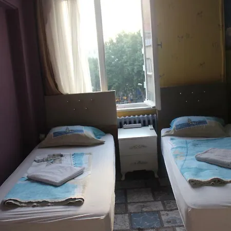 Hostel Castle *