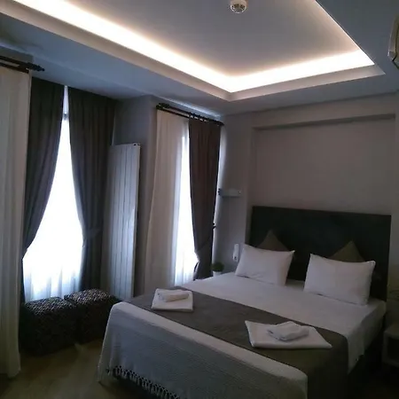 Hotell Bella 3 *