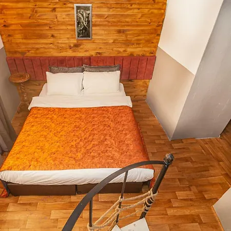 Historic Galata Aparthotel 3*