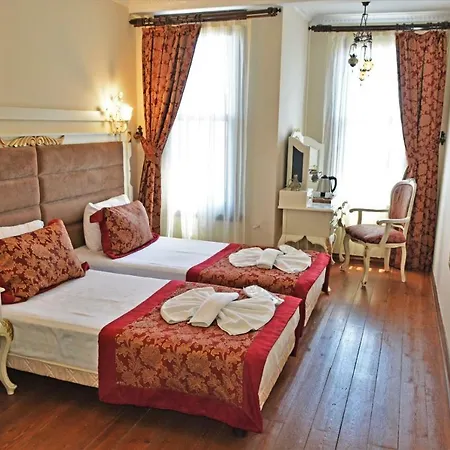 Отель Sphendon 3*