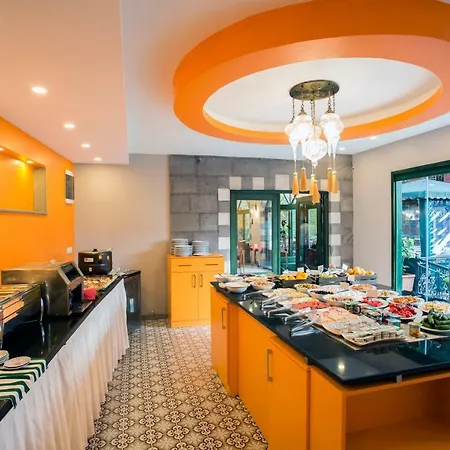 Garden House Suites