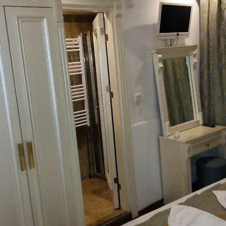 La Petite Maison فندق