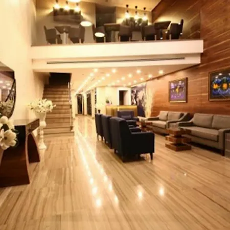 Inera Pendik Hotel 4*