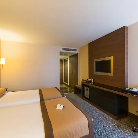 Inside Sisli