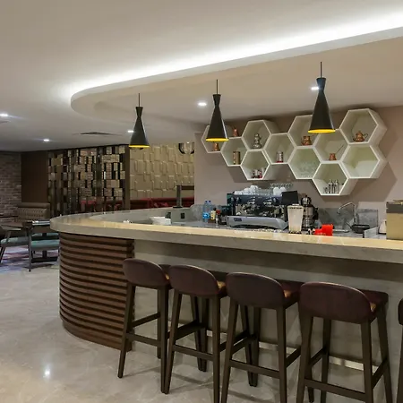 Radisson Blu Residence, Batisehir Aparthotel 4*