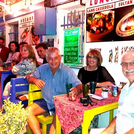 Dos Hermanos Hotel