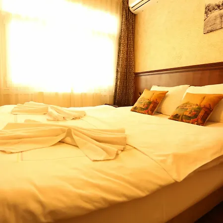 Dos Hermanos Hotel