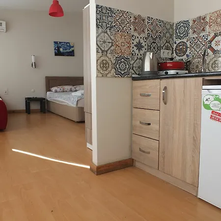 Pera Aparthotel