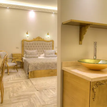 Artdeco 3*