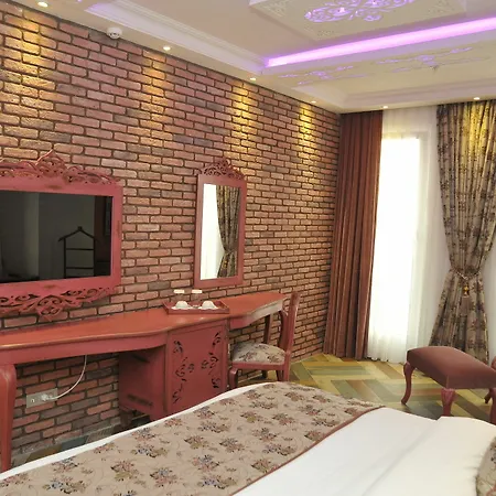Ayna Otel
