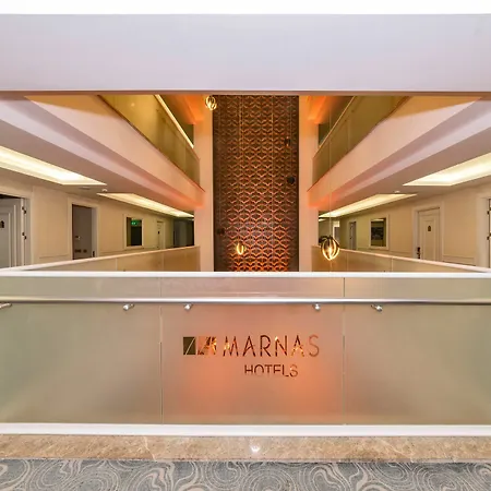 Hotel Marnas