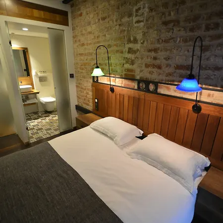Uenver Galata Aparthotel 2*