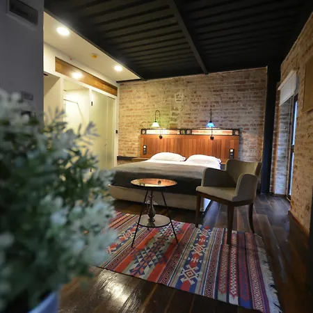 Uenver Galata Aparthotel