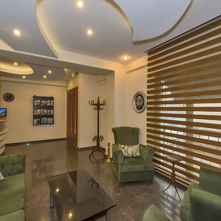 Invictum Hotel 3*