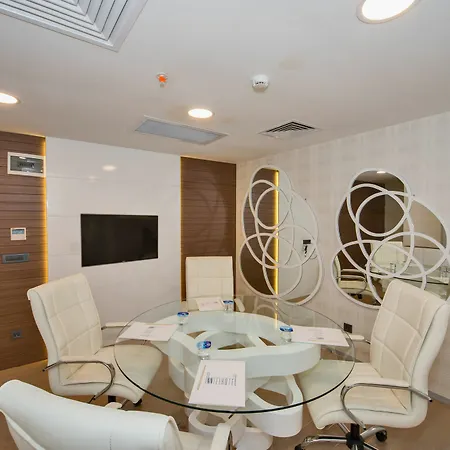 Отель Inntel 4*