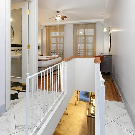Apartment Chiconomy