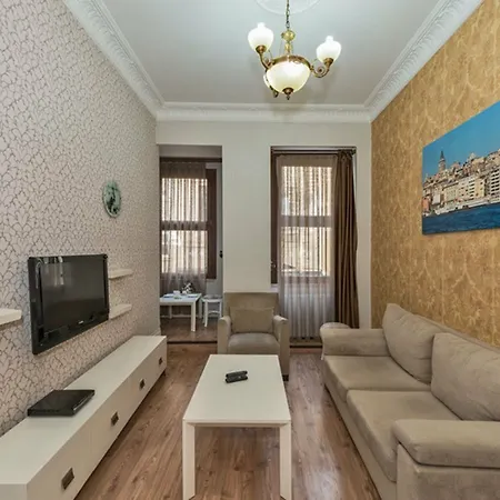 Iq Mis Aparthotel 3*