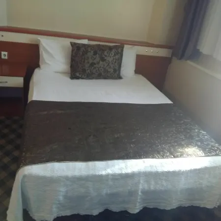 City Hotel 3*