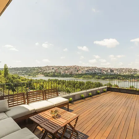 Terrace Golden Horn Aparthotel