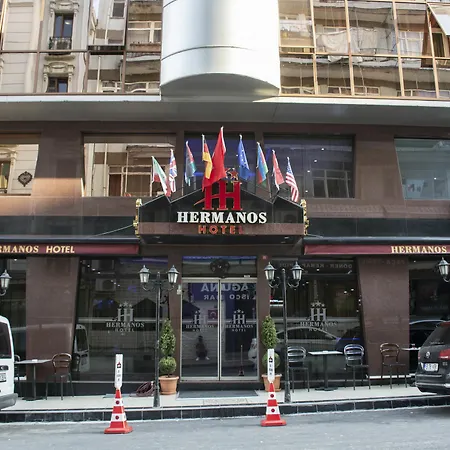 Hermanos 3* Istanbul