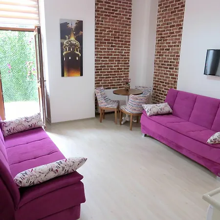 Istanberry - Sunshine Apartment *