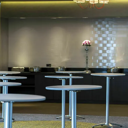 Park By Radisson Ataturk Airport 5*