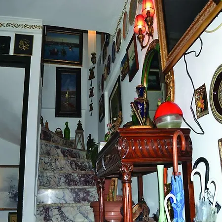Ortakoy Pasha Konagi Hotel 2*