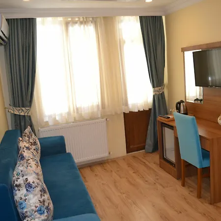 Riverland & Hotel 3*