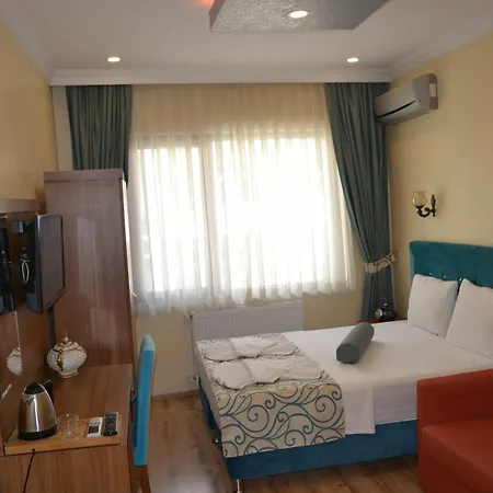 Riverland & Hotel