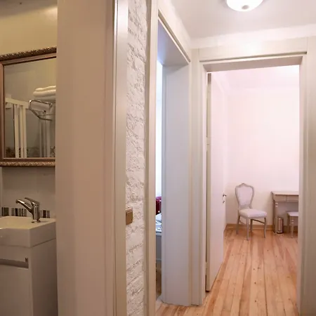 Apart Otel Taksim Star